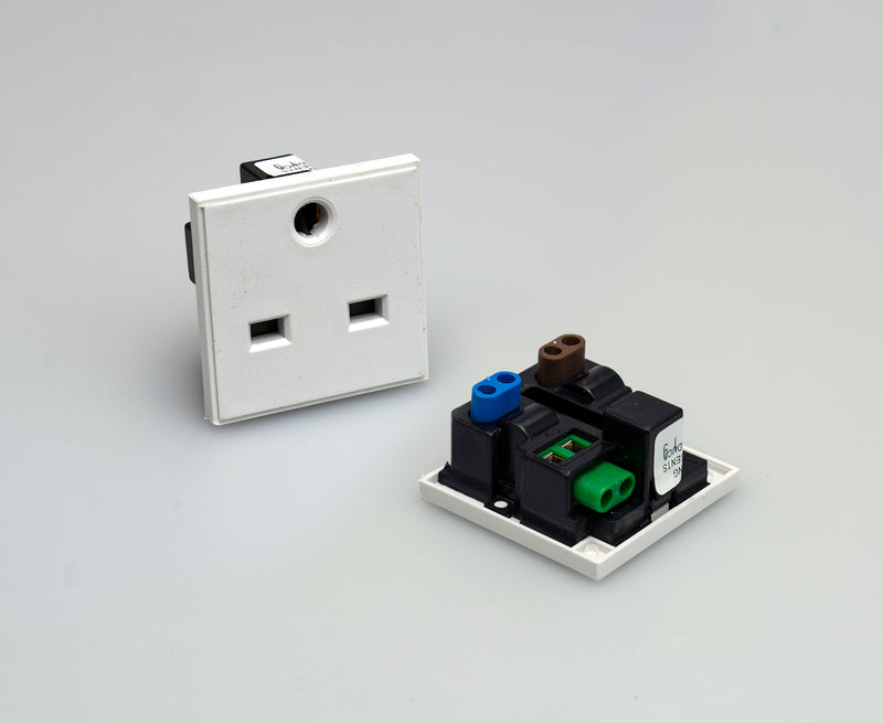 PE502 - 13A Non-Standard Socket